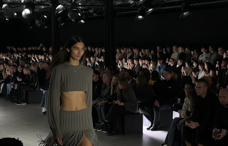 AI customer experience in fashion e-commerce